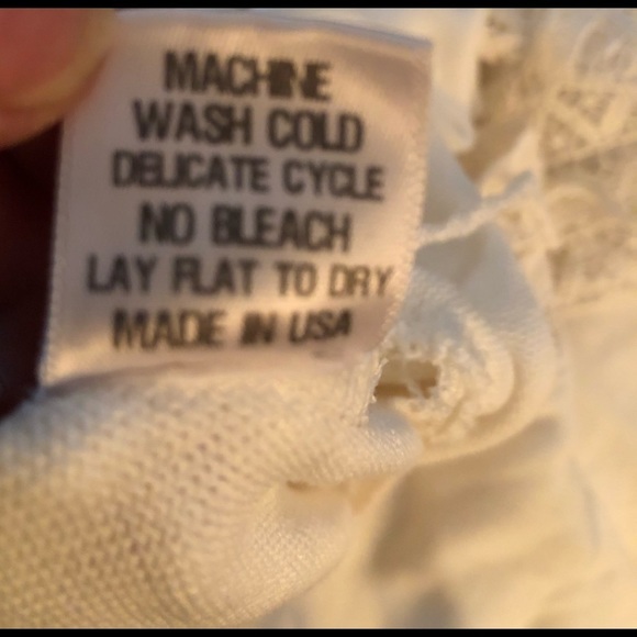 XCVI large white knit poncho with fringe & sleeves fits med-XL - Picture 9 of 11